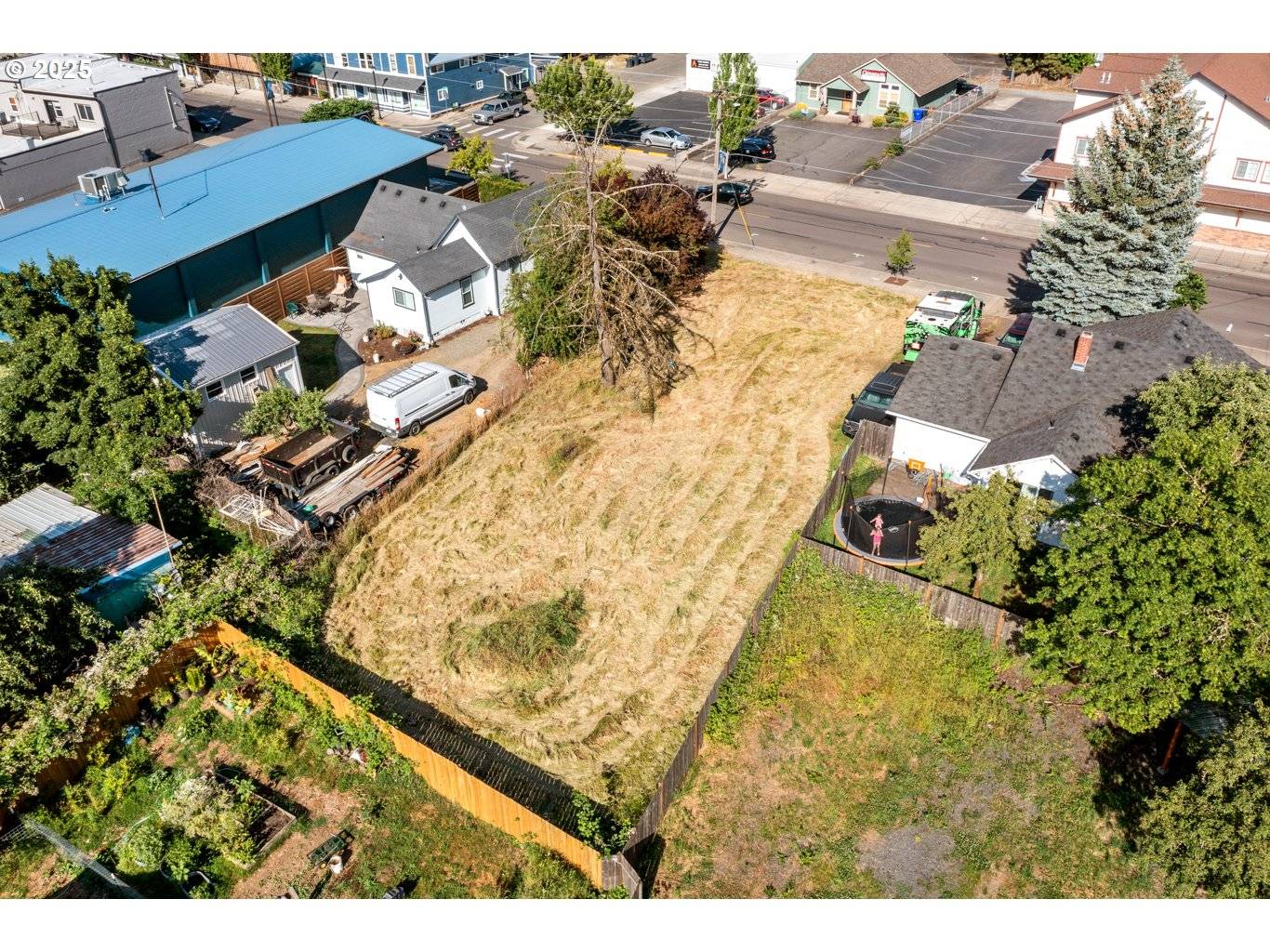 Molalla, OR 97038,206 S MOLALLA AVE