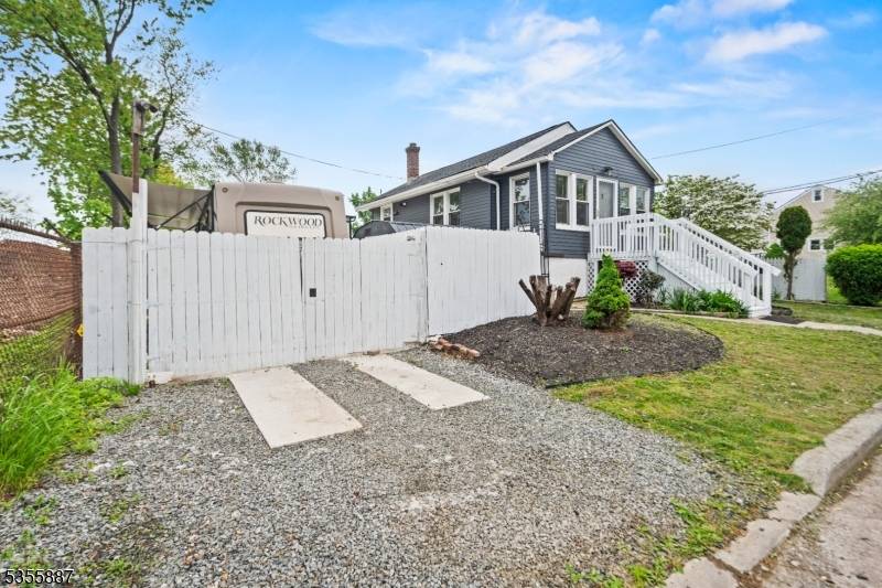 Woodbridge Twp., NJ 07095,5 Wedgewood Ave