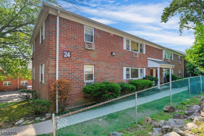 Parsippany-troy Hills Twp., NJ 07950,2467 State Route 10 #1A