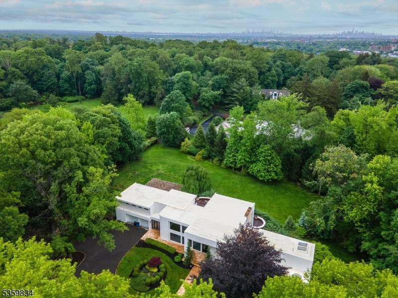 West Orange Twp., NJ 07052,41 Park Way