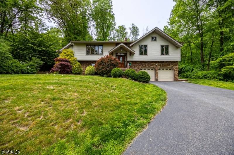 Mount Olive Twp., NJ 07836,542 Drakestown Rd