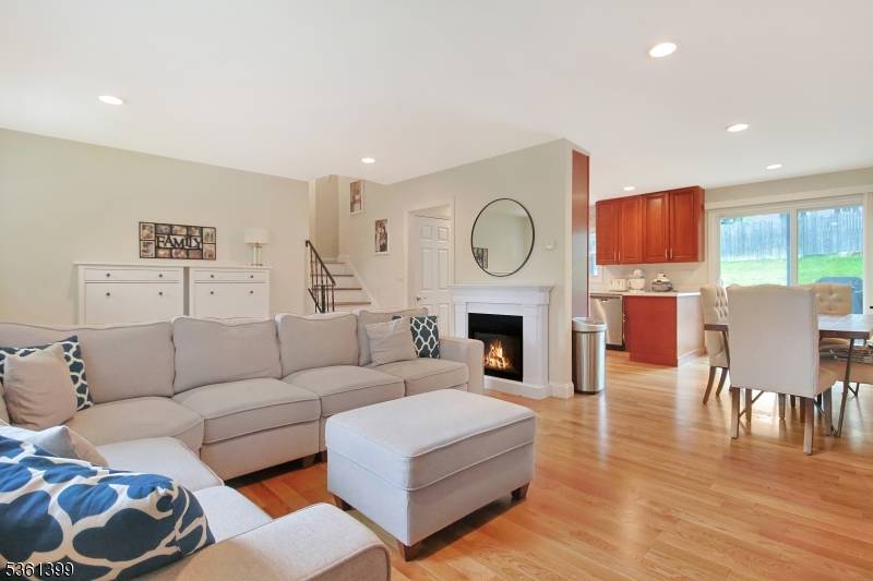 Vernon Twp., NJ 07462,29 Black Oak Dr