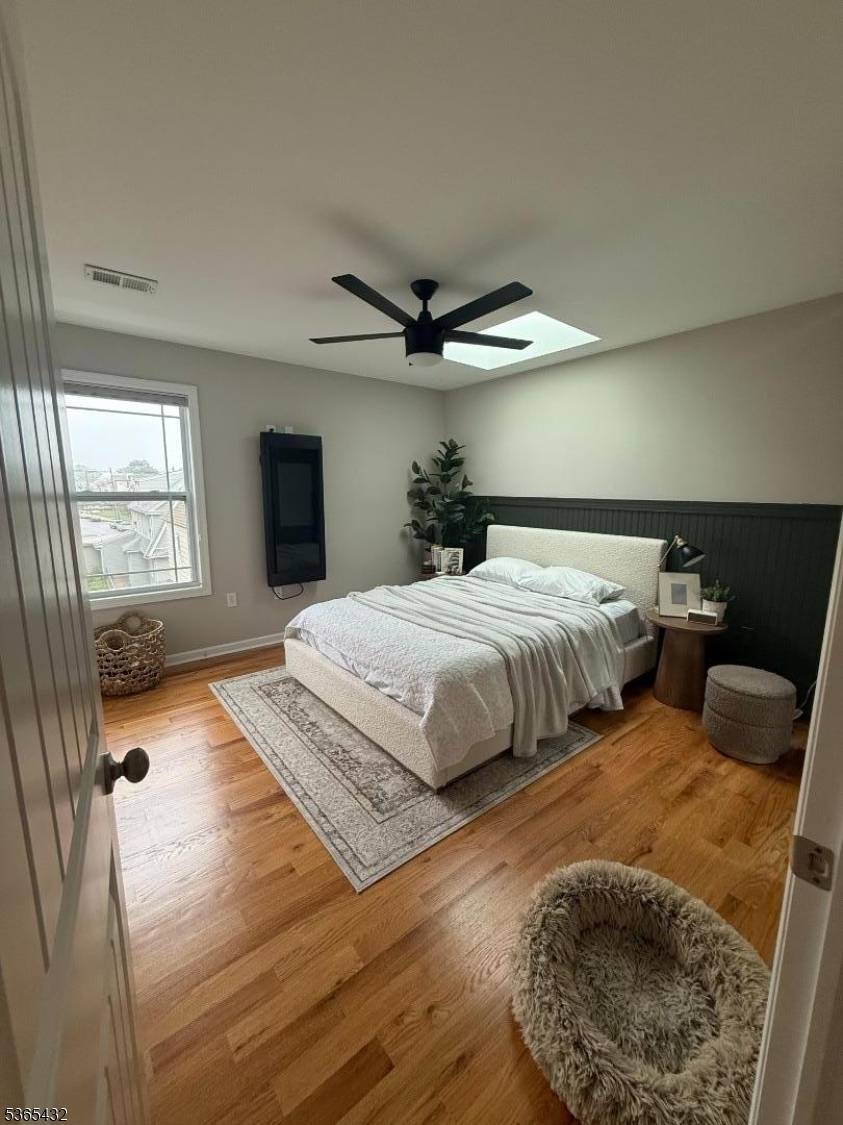Elizabeth City, NJ 07208,760-762 Harzard Pl