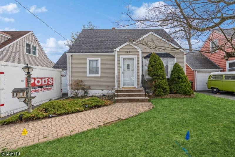 Linden City, NJ 07036,429 Elmwood Ter