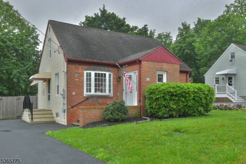 North Haledon Boro, NJ 07508,62 Overlook Ave