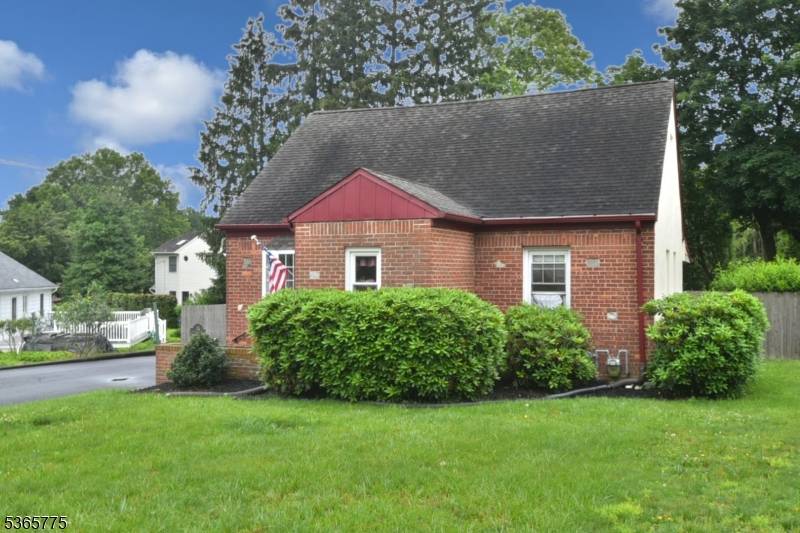 North Haledon Boro, NJ 07508,62 Overlook Ave