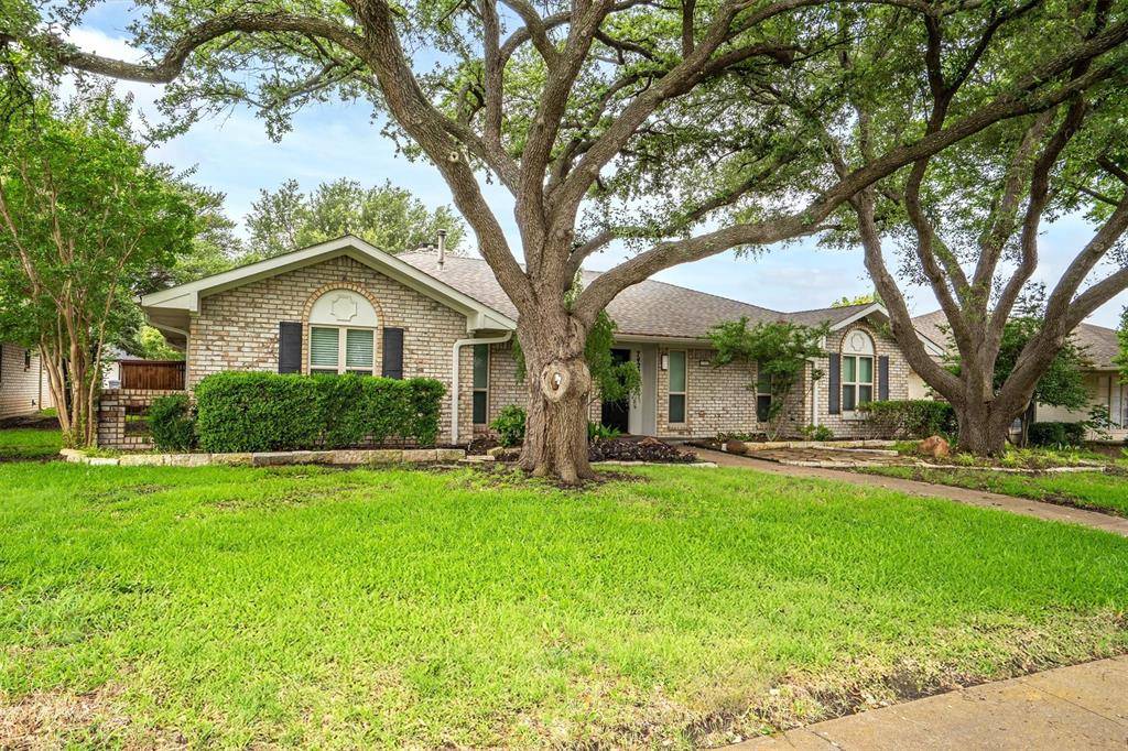 Dallas, TX 75248,7422 Foxworth Drive