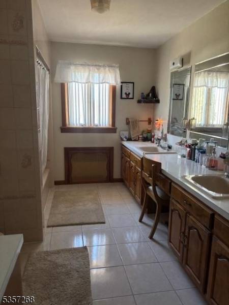 Hopatcong Boro, NJ 07874,Address not disclosed