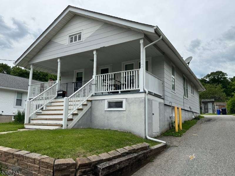 Newton Town, NJ 07860,72 Merriam Ave