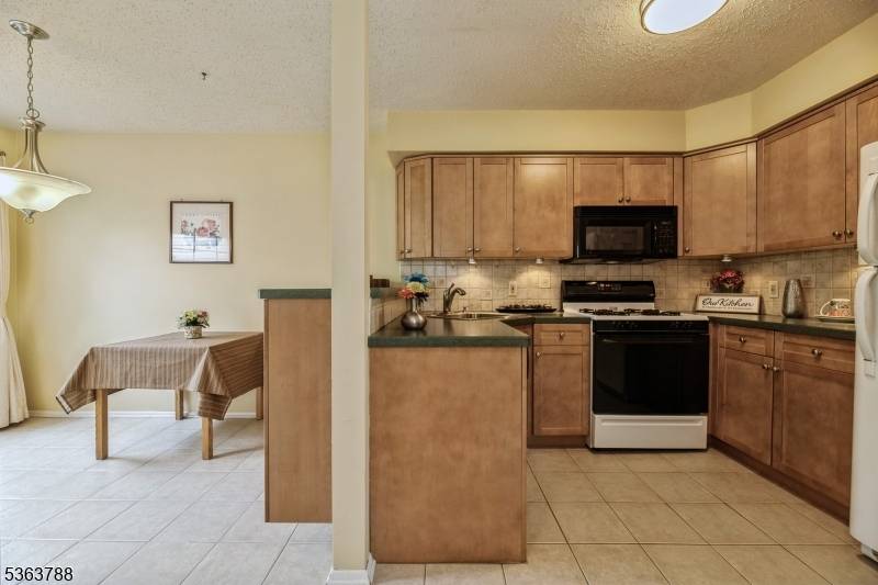 Piscataway Twp., NJ 08854,349 Lunar Rd