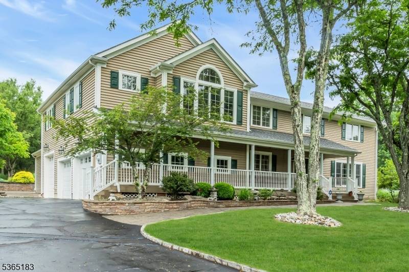Bridgewater Twp., NJ 08807,525 Glen Ridge Drive South