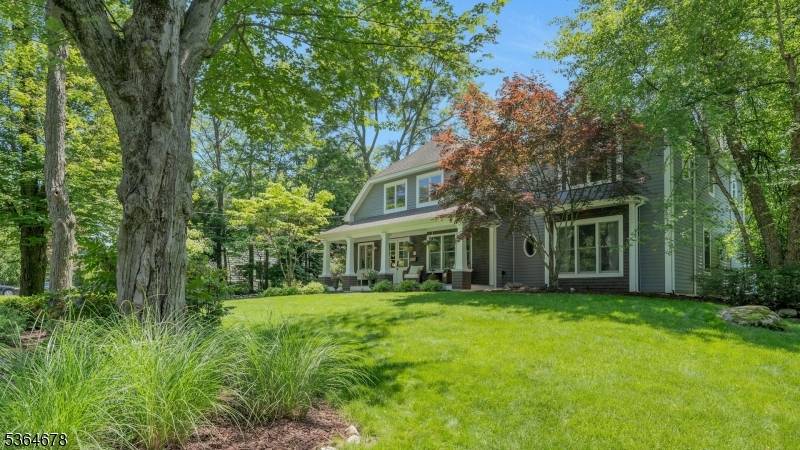 Allendale Boro, NJ 07401,43 Heights Rd