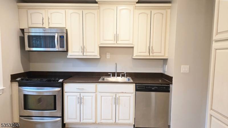 Rockaway Twp., NJ 07866,120 valley view dr