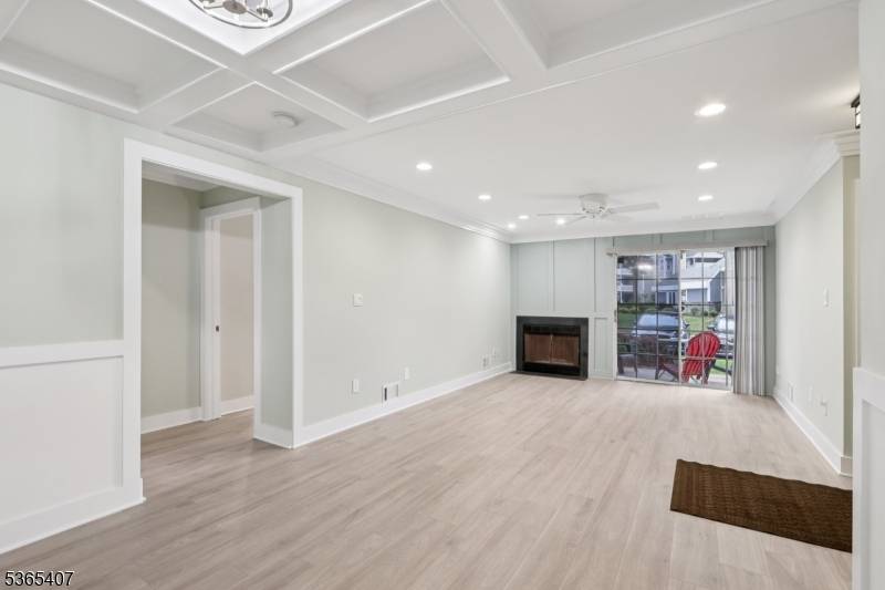 Union Twp., NJ 07083,101 Country Club Dr 6 #6
