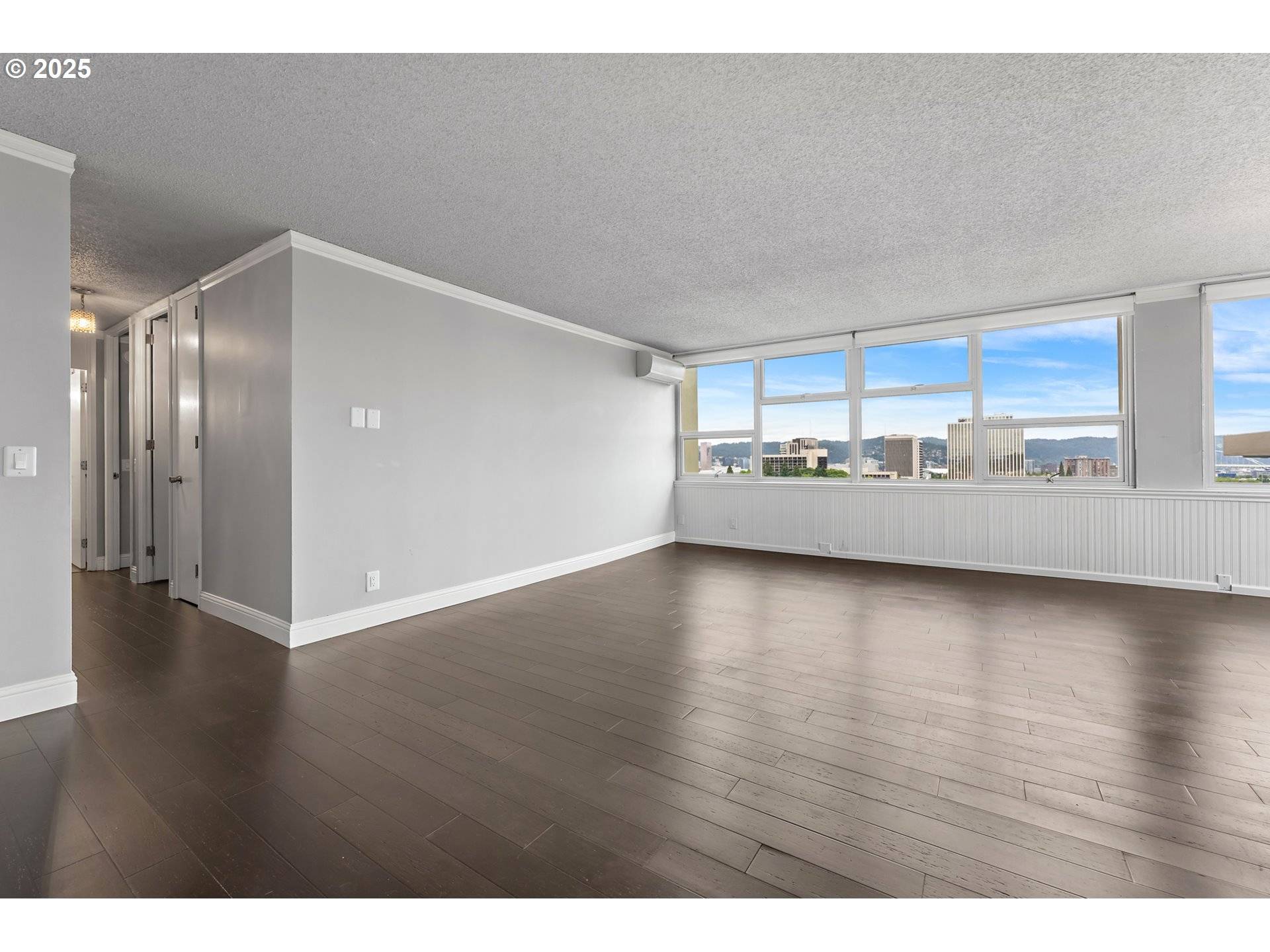 Portland, OR 97232,1220 NE 17TH AVE #12B