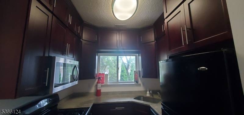 Wayne Twp., NJ 07470,611 Brittany Dr #611