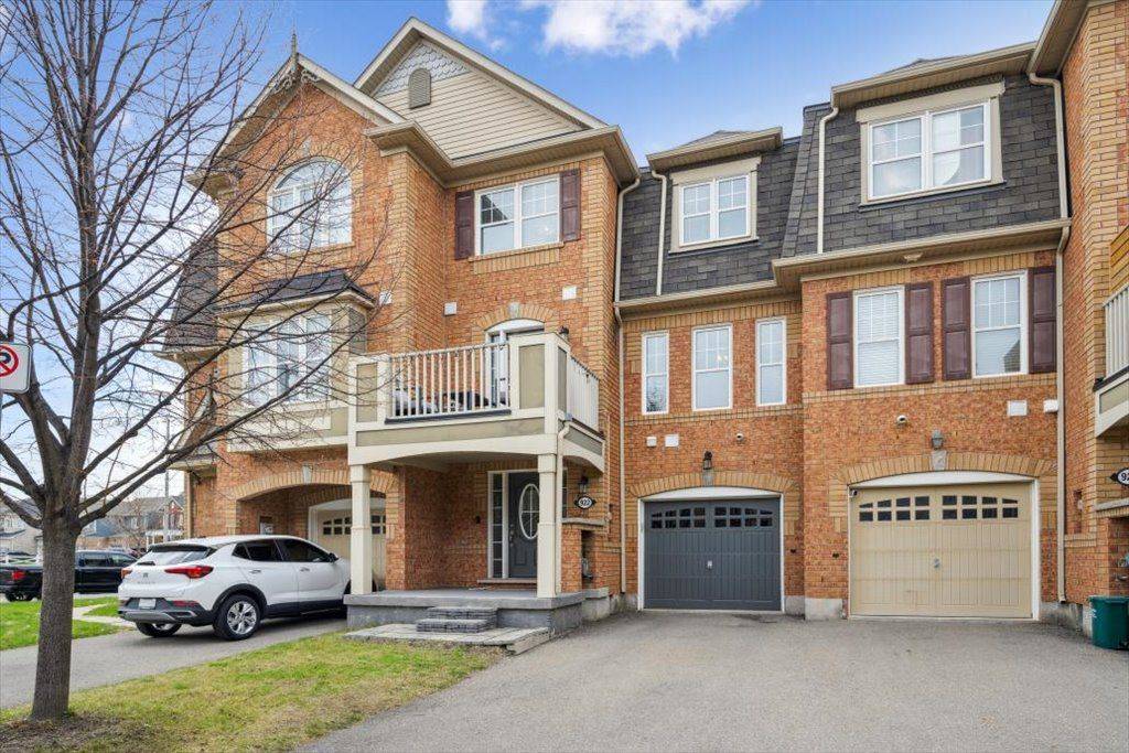 Milton, ON L9T 8E3,922 Brassard CIR