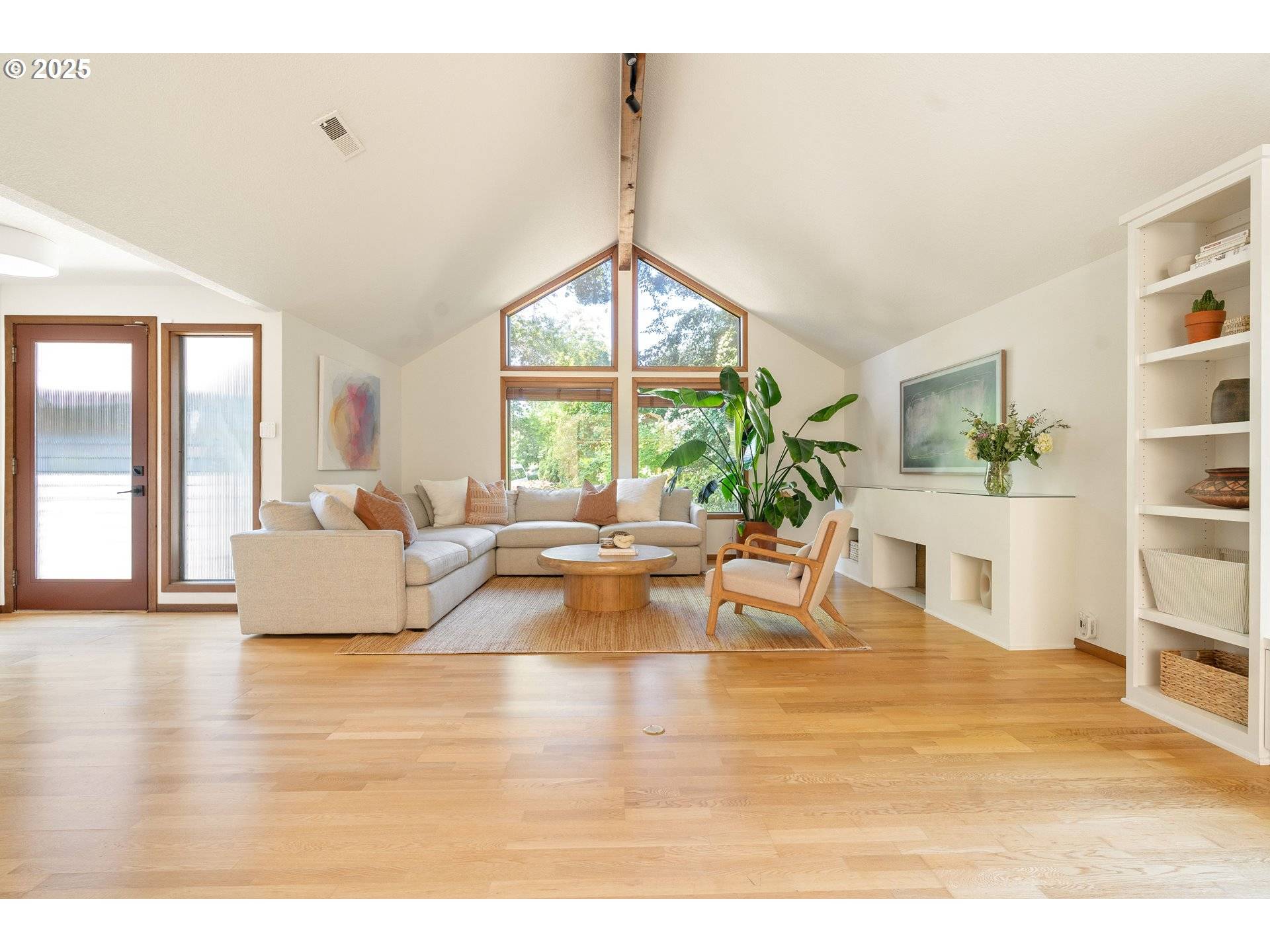 Portland, OR 97219,511 SW COLONY DR