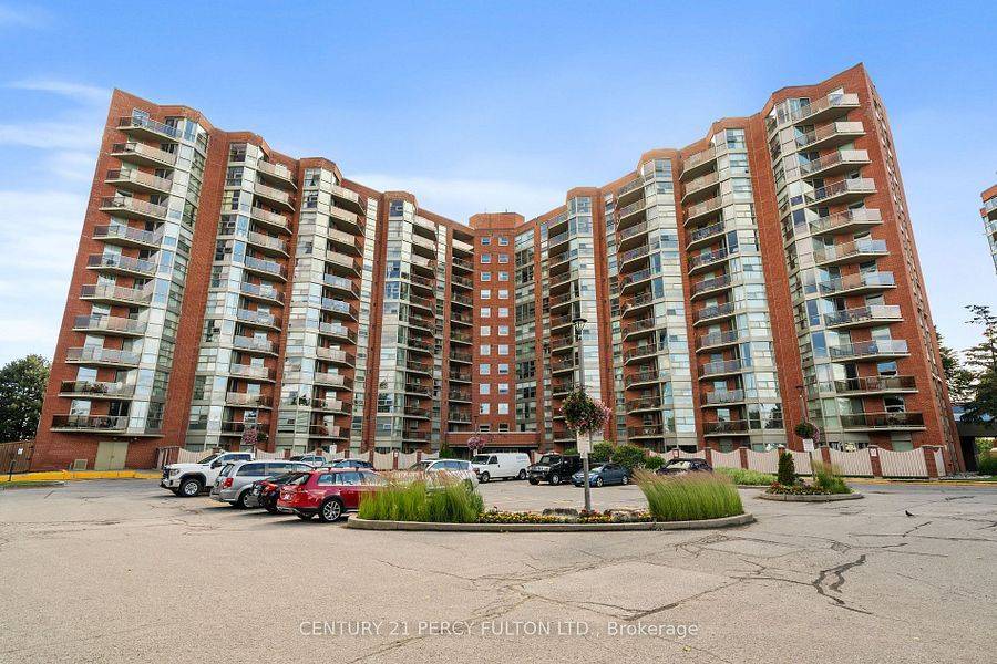 Toronto E11, ON M1B 3G9,20 Dean Park RD #107