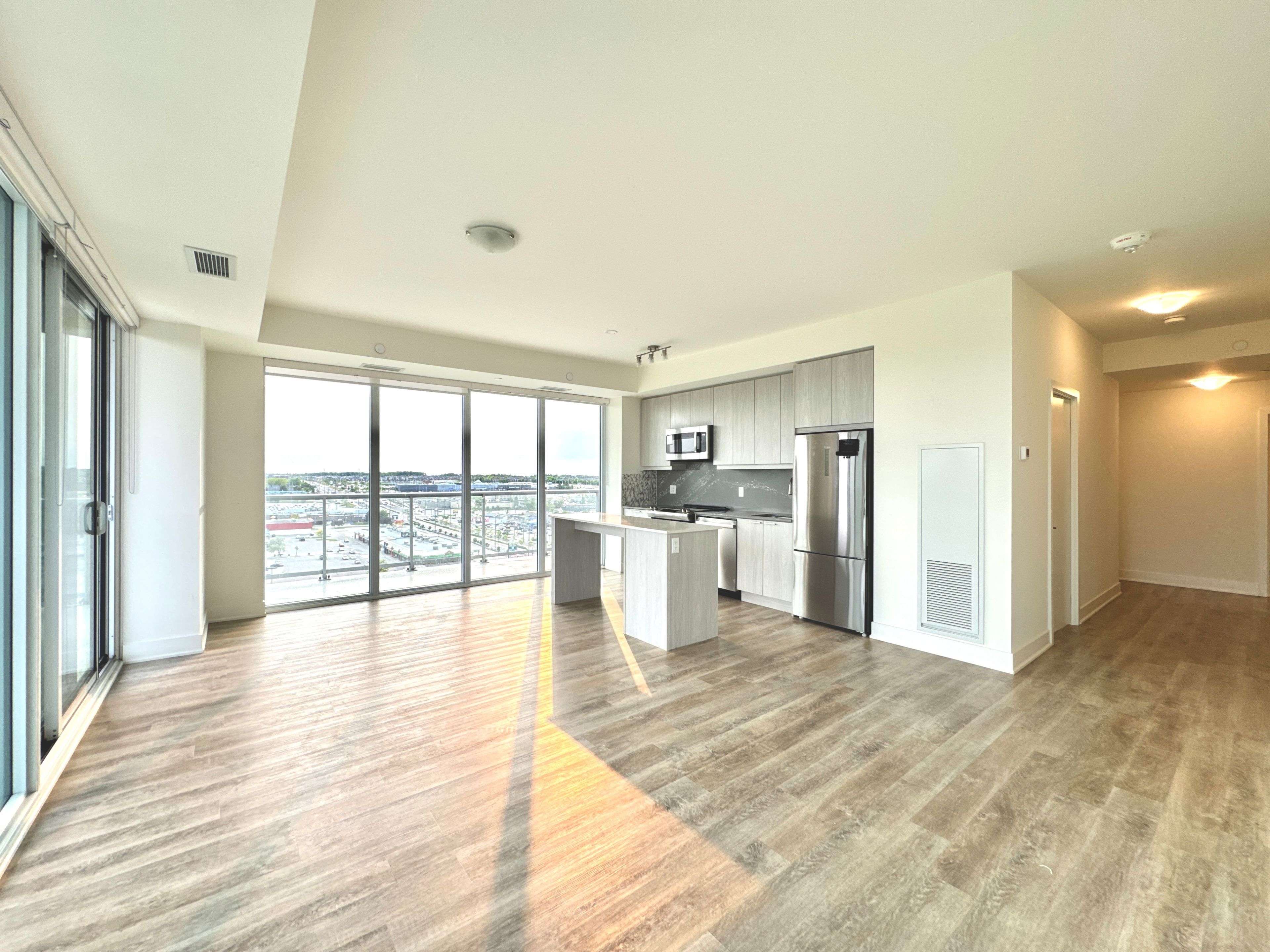 Newmarket, ON L3Y 0G7,185 Deerfield RD #1304
