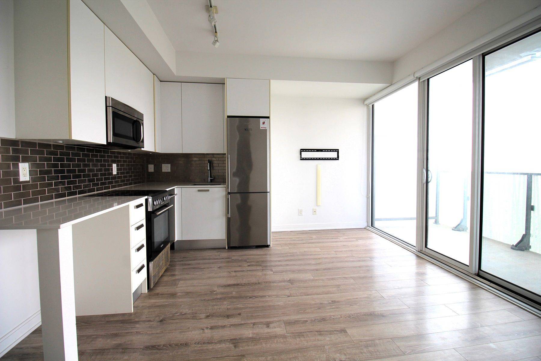Toronto C08, ON M4Y 1T4,42 Charles ST E #4005