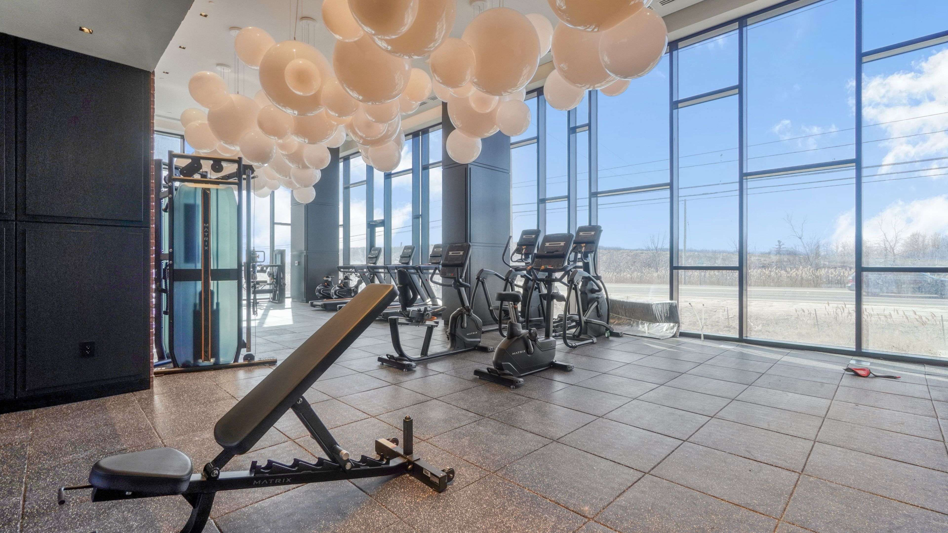 Oakville, ON L6H 7X9,3220 William Coltson AVE #1709