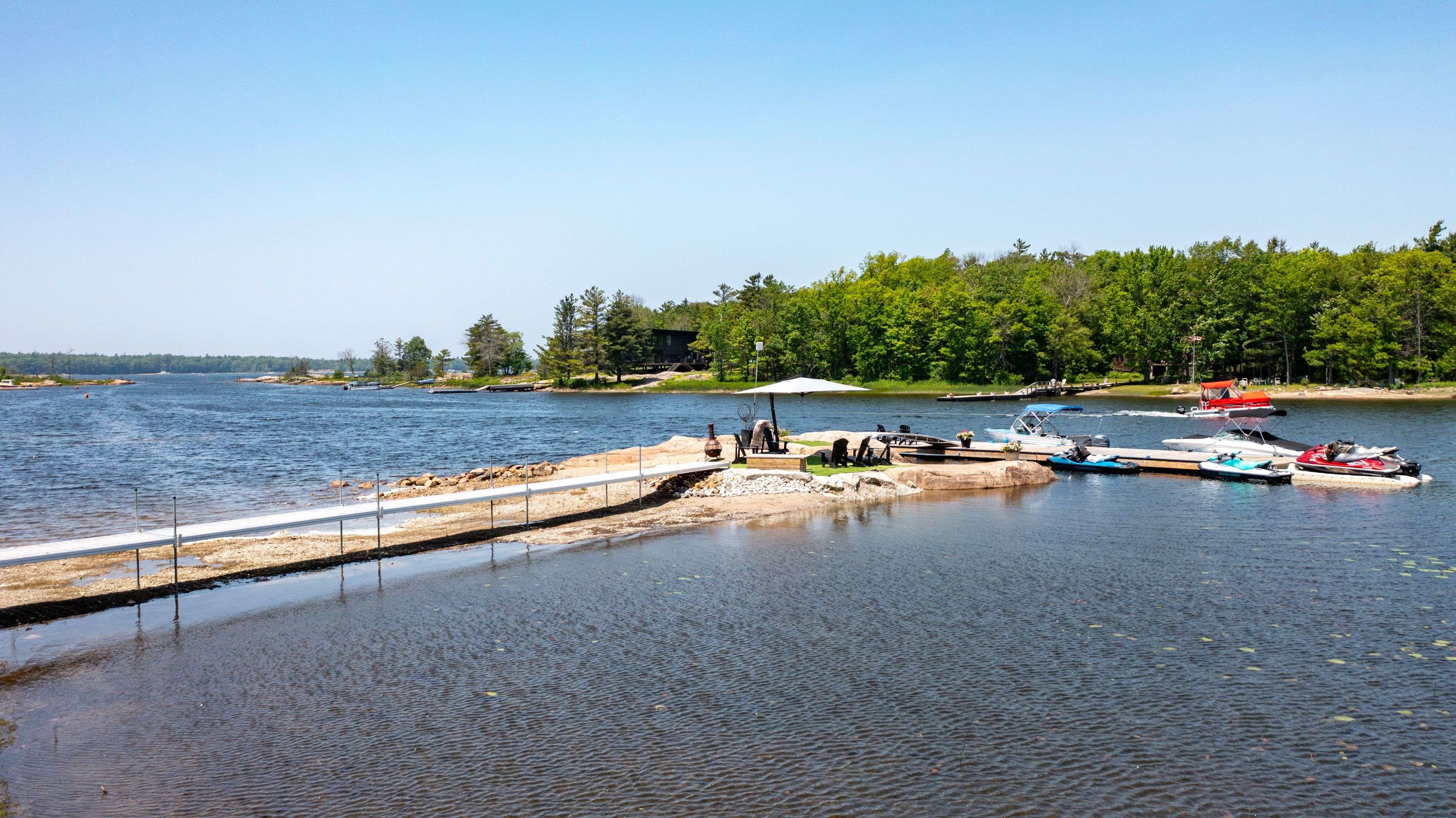Georgian Bay, ON P0E 1E0,100 ISLAND 630 GEORGIAN BAY N/A