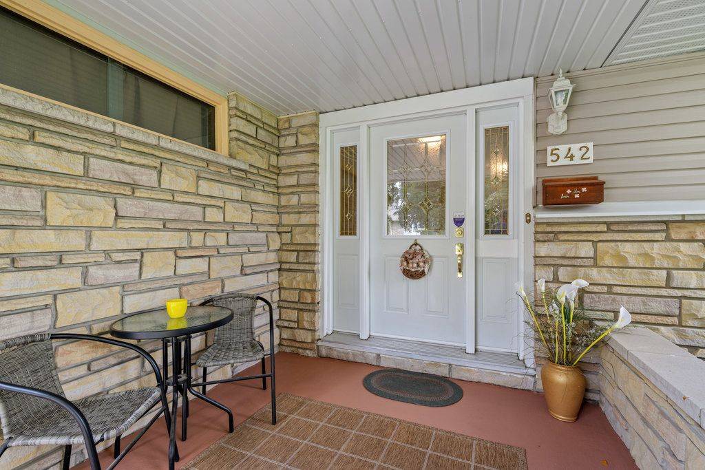 Overbrook - Castleheights And Area, ON K1K 1H4,542 Sirois AVE