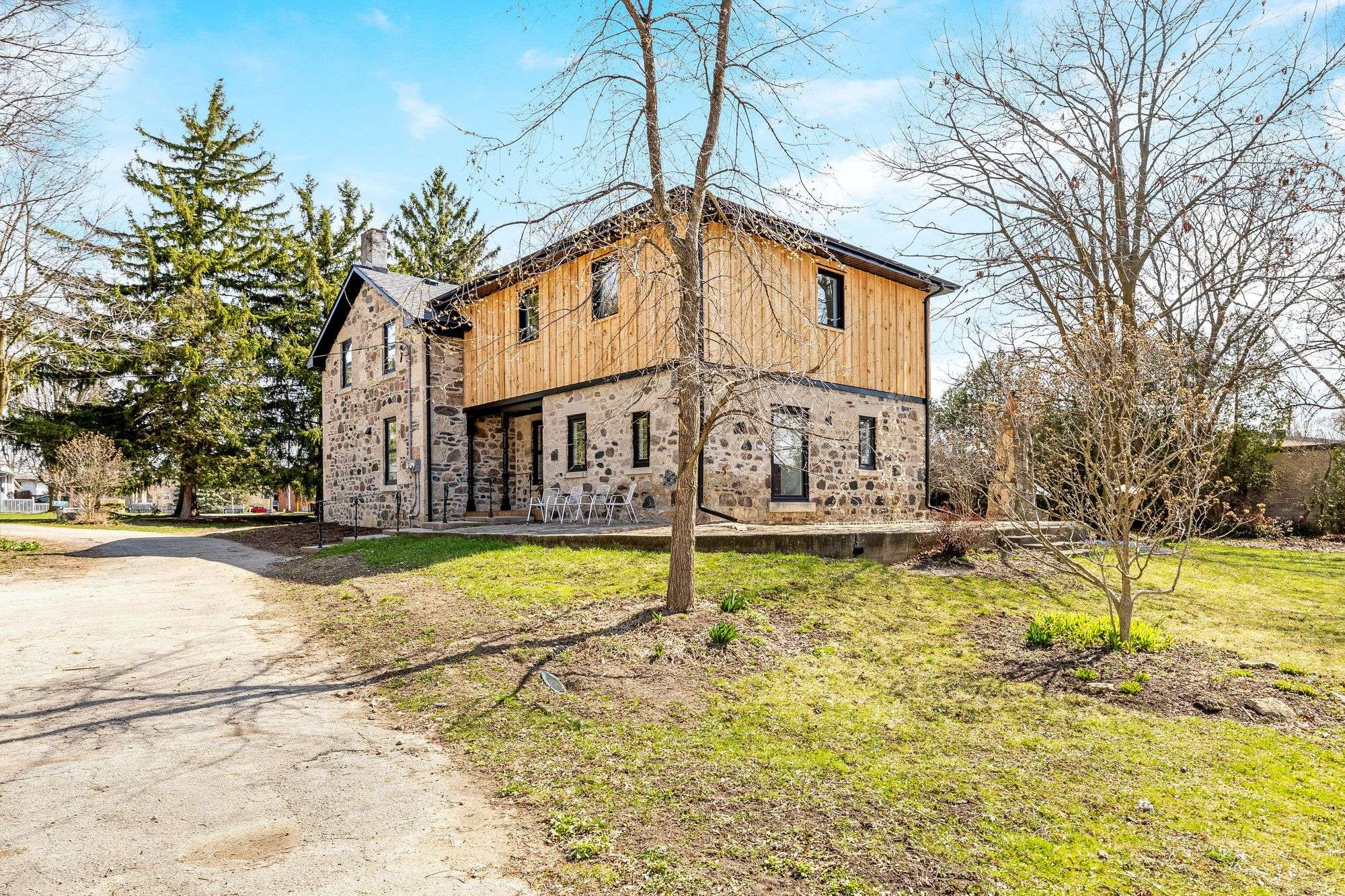 Guelph, ON N1E 1B2,33 Islington AVE