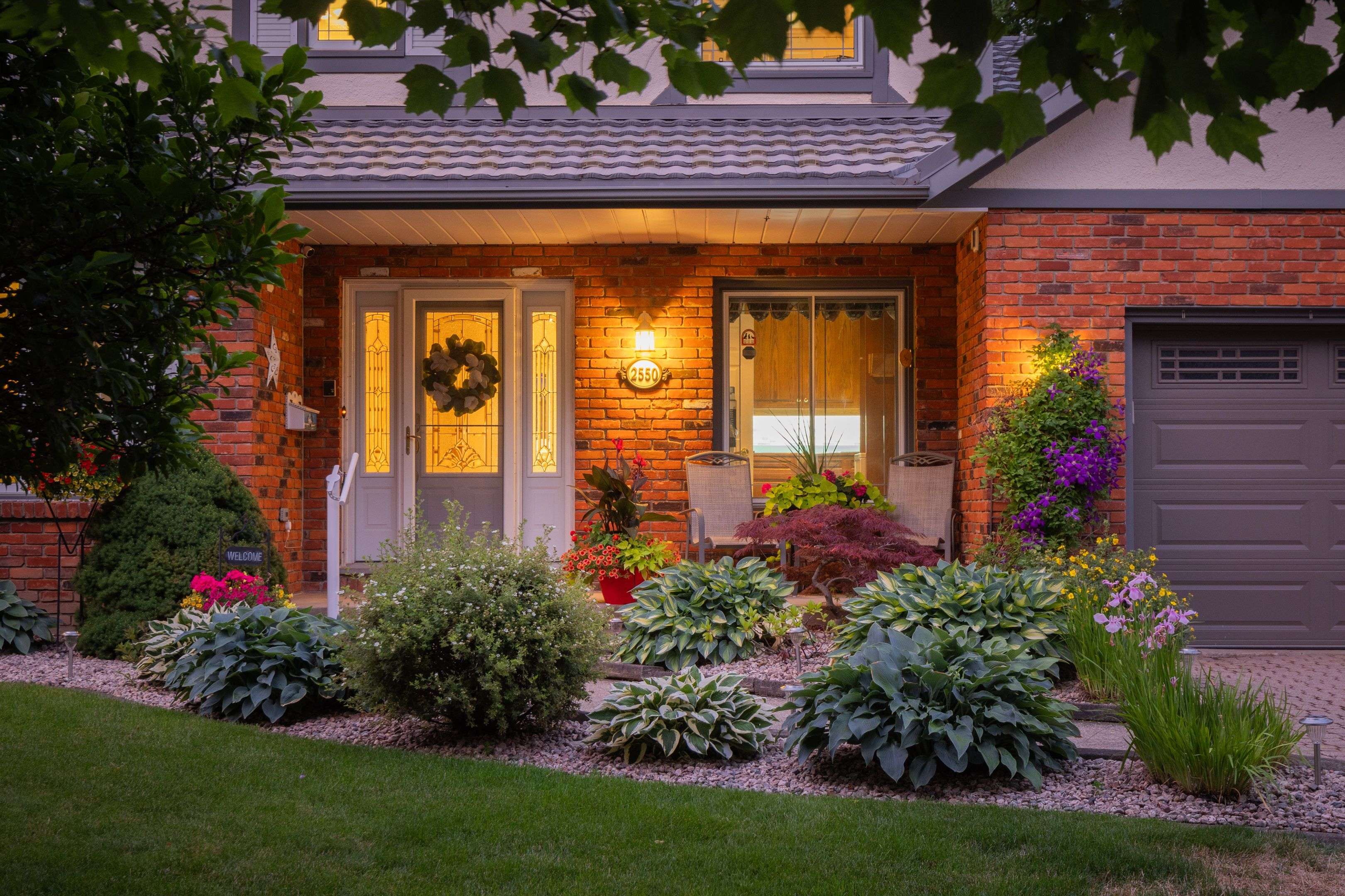 Niagara Falls, ON L2J 3G9,2550 Noella CT