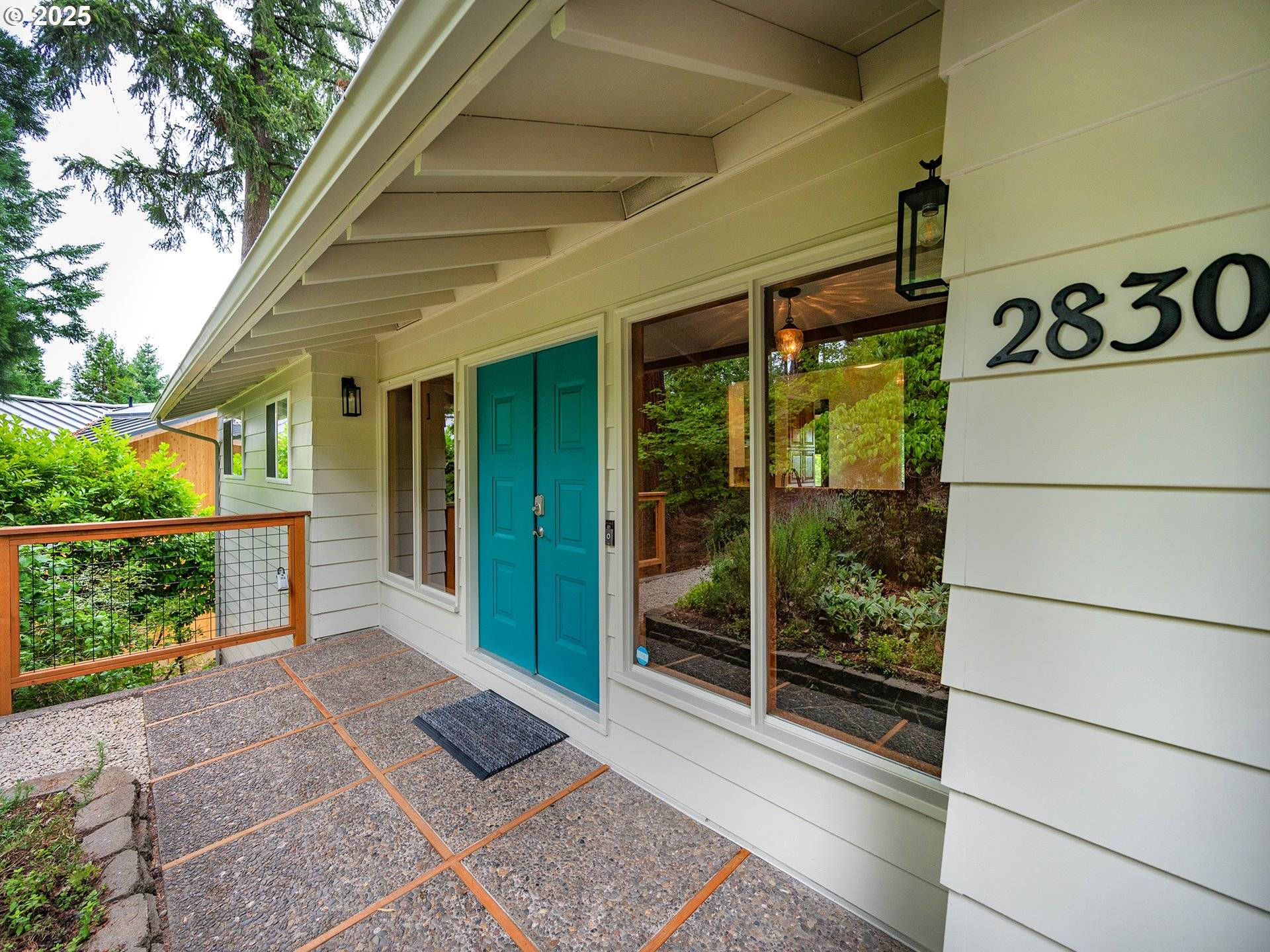 Eugene, OR 97403,2830 CAPITAL DR