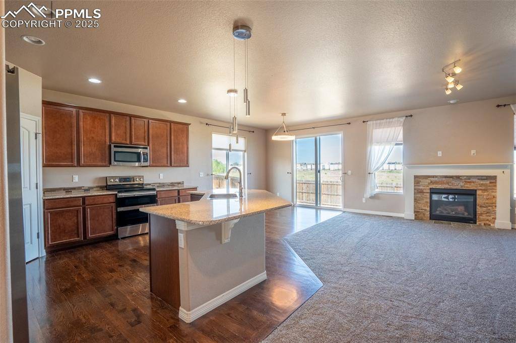Colorado Springs, CO 80915,1985 Reed Grass WAY