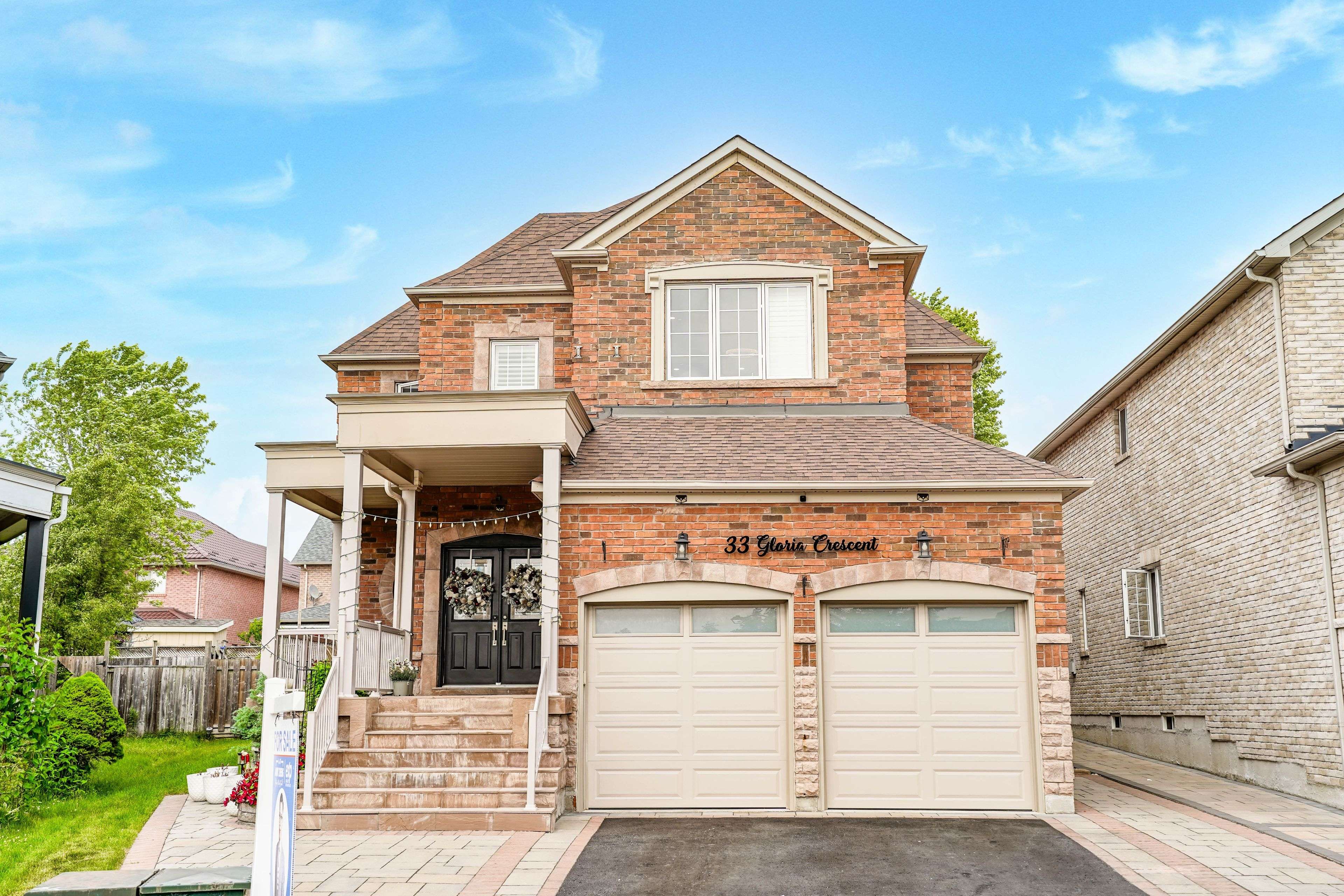 Whitby, ON L1P 1V4,33 Gloria CRES