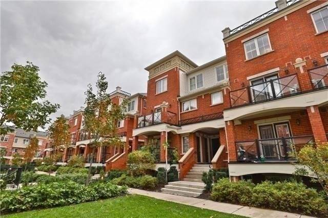 Oakville, ON L6H 0J1,43 Hays BLVD #13