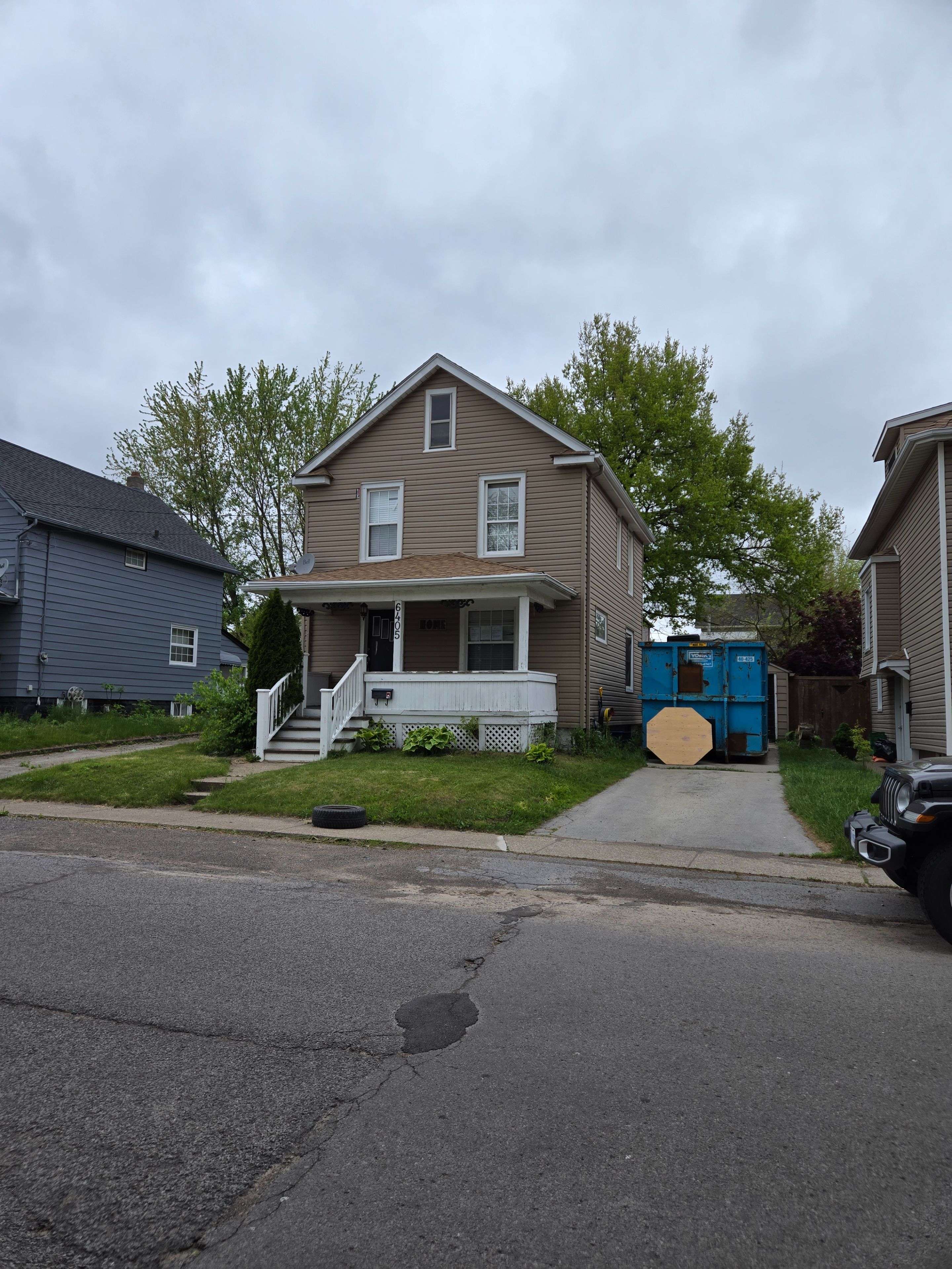 Niagara Falls, ON L2G 1Y6,6405 Barker ST