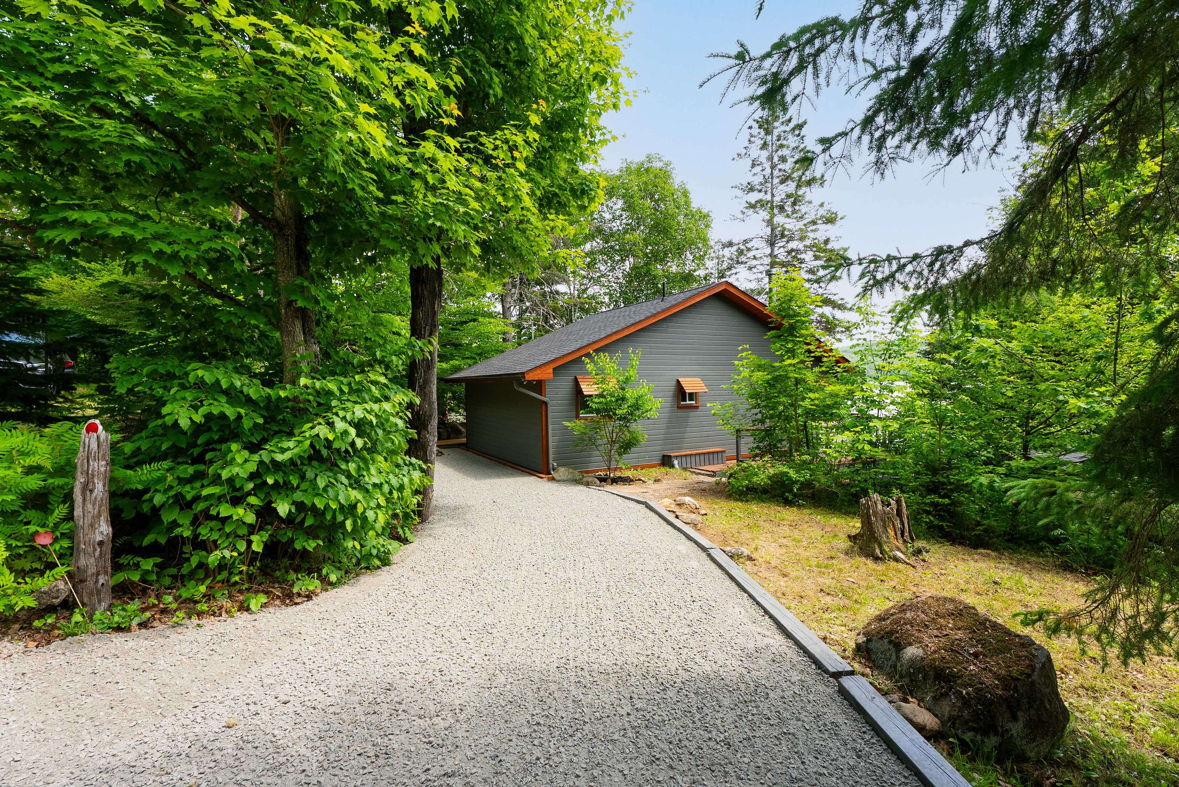 Lake Of Bays, ON P0A 1H0,1405 South Portage RD