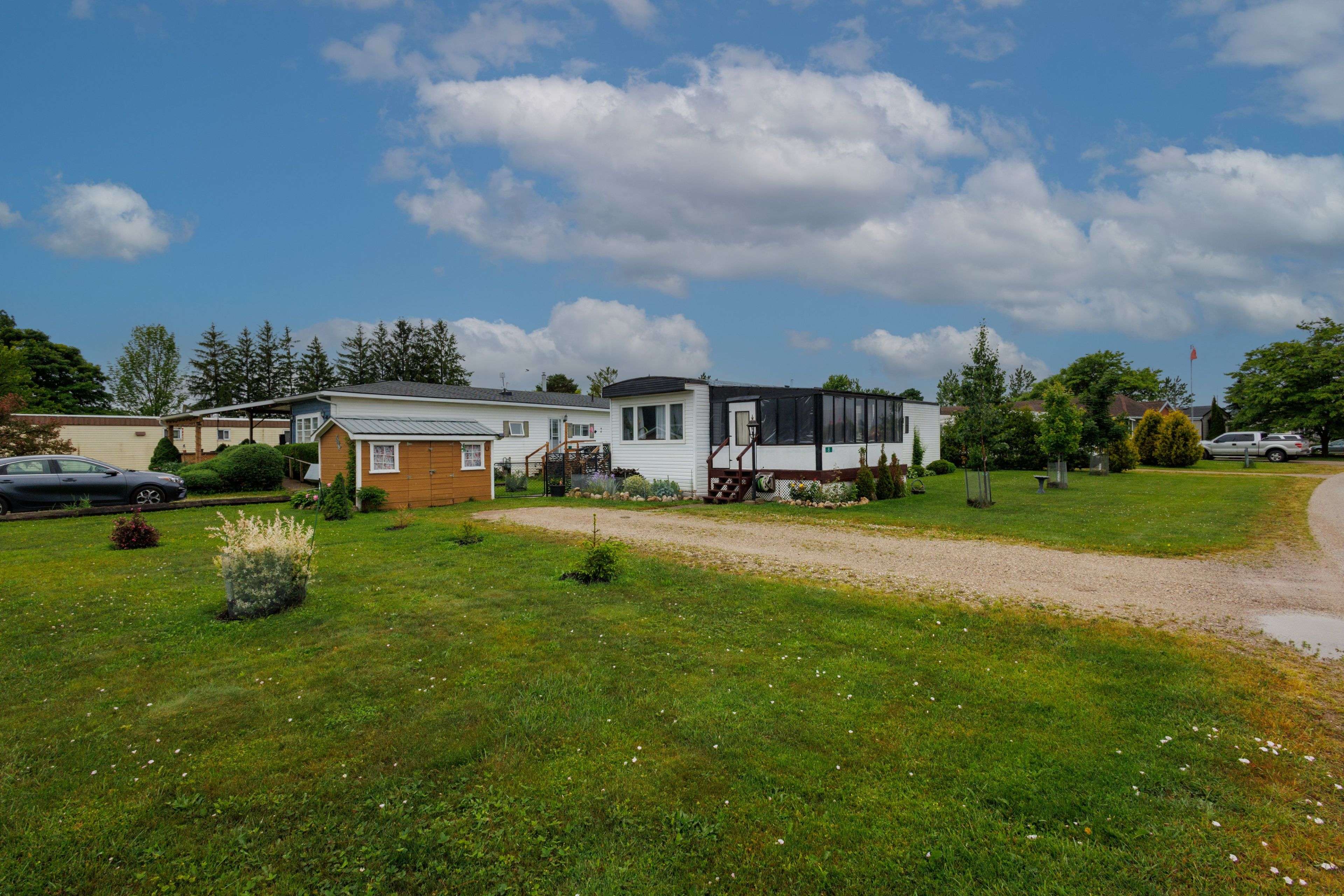 North Perth, ON N4W 3G9,450 Tremaine AVE S #8