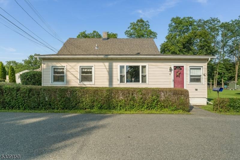 Franklin Twp., NJ 07882,6 Franklin Street