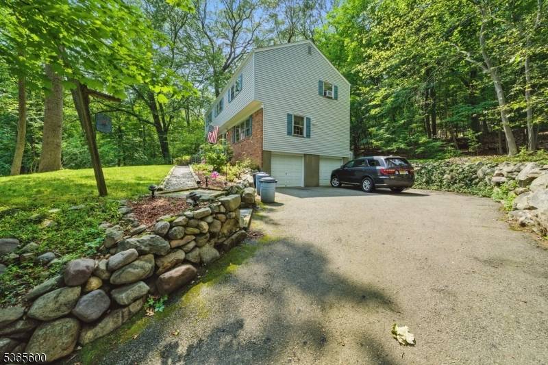 Montville Twp., NJ 07045,23 Glenwood Dr