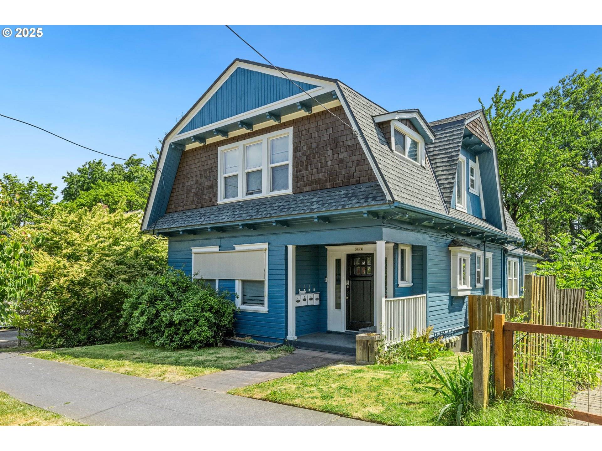 Portland, OR 97202,3424 SE 10TH AVE