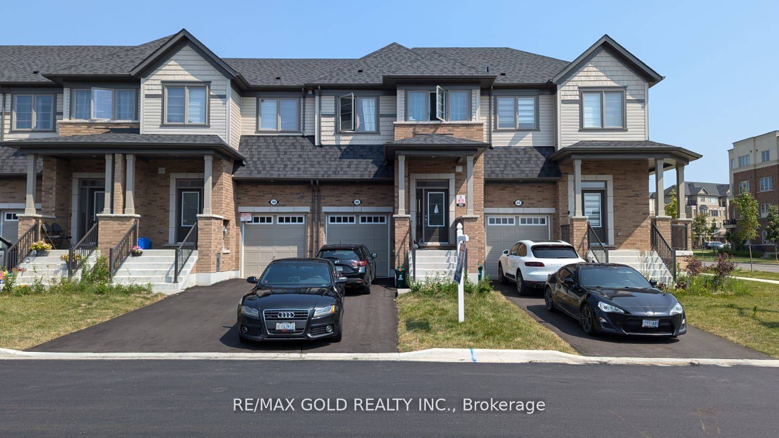 Oshawa, ON L1L 0V2,46 Bayardo DR