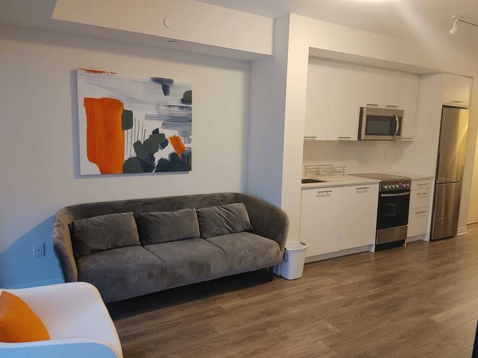 Toronto E02, ON M4C 1K5,2301 Danforth AVE #421
