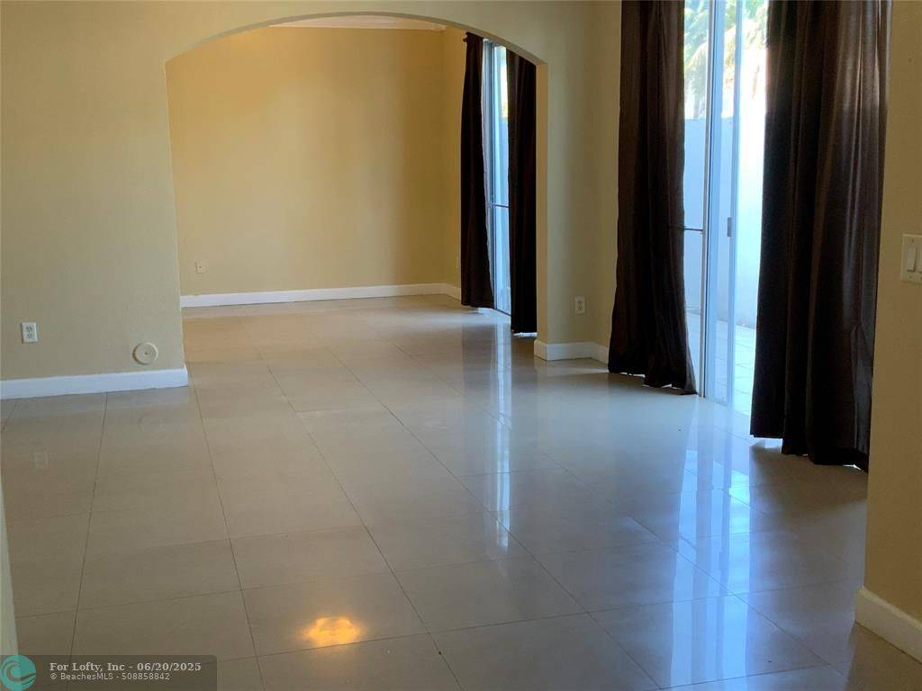 Miramar, FL 33027,[StreetName,UnitNumber,StreetNumber,StreetDirPrefix]