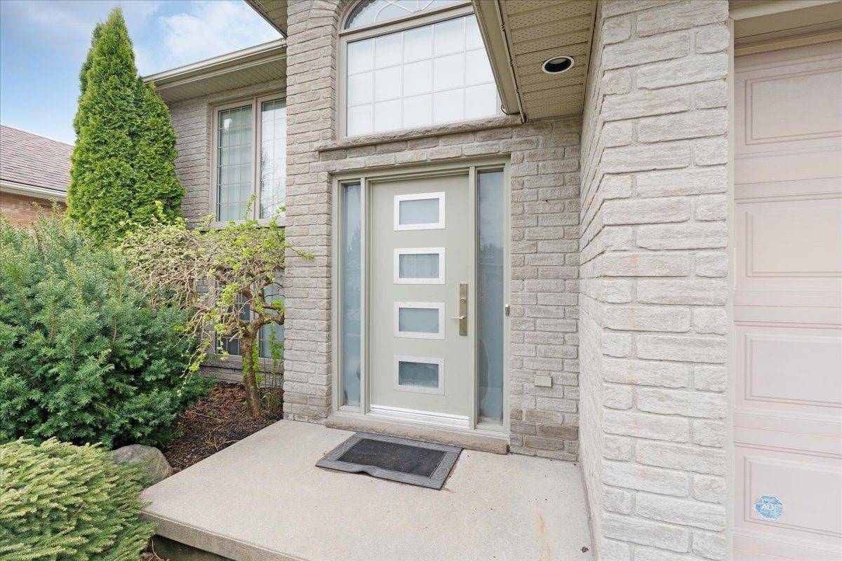 Woodstock, ON N4T 1S7,69 Neutral AVE