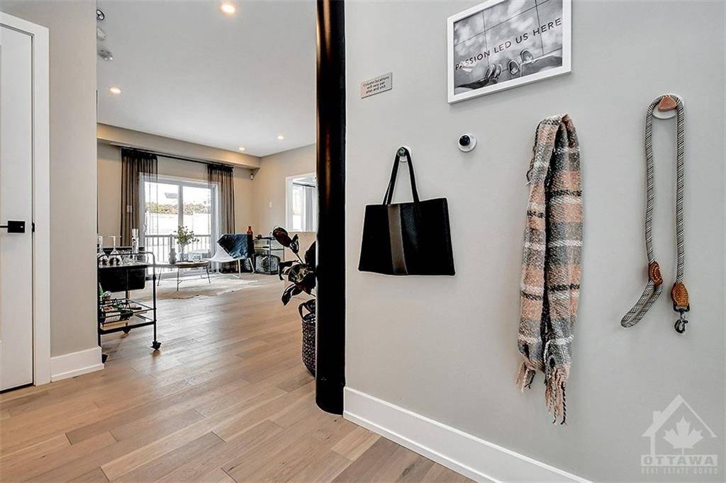 Orleans - Cumberland And Area, ON K4A 0M7,3600 BRIAN COBURN BLVD #2306