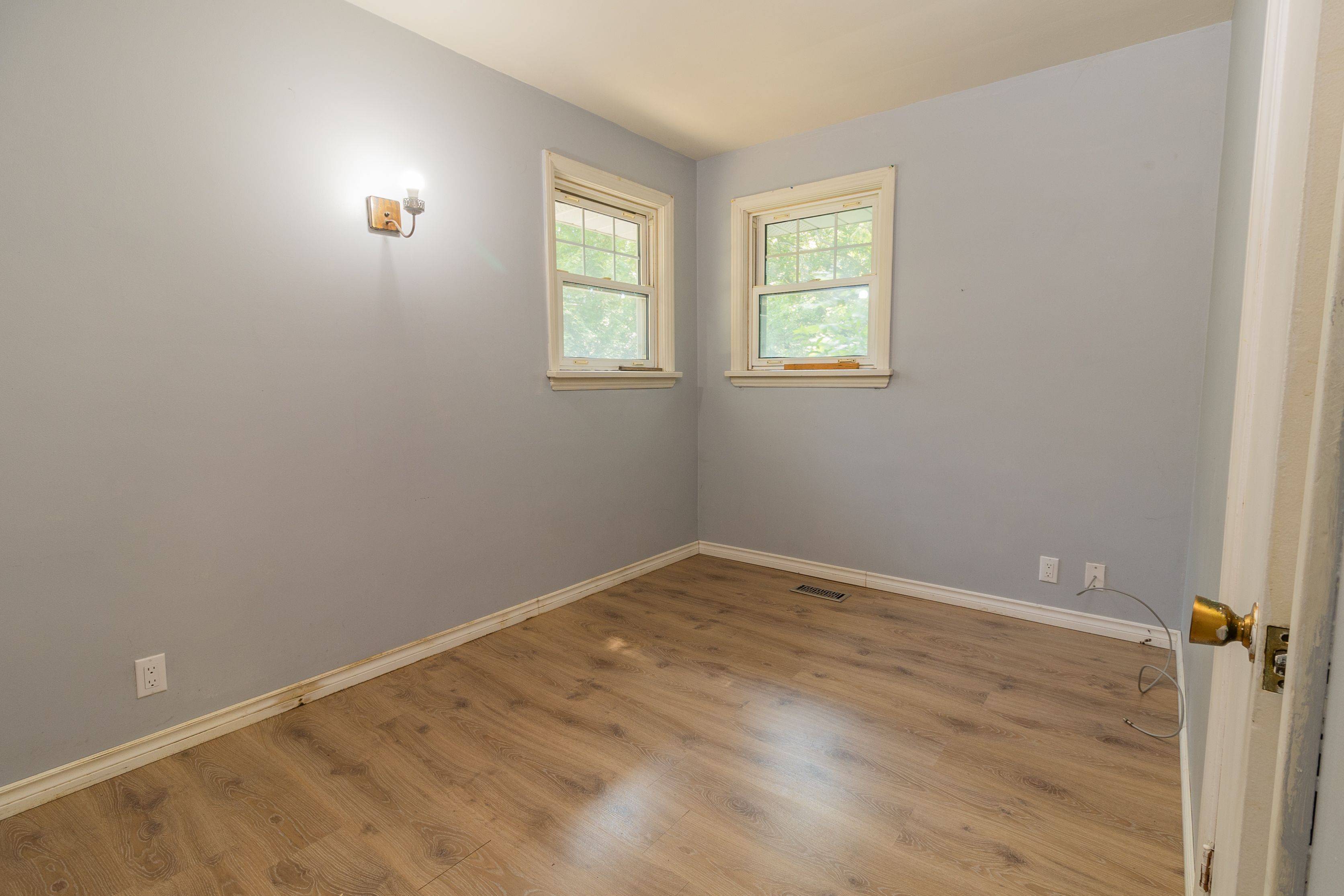 London South, ON N6J 3G5,259 Greenwood AVE