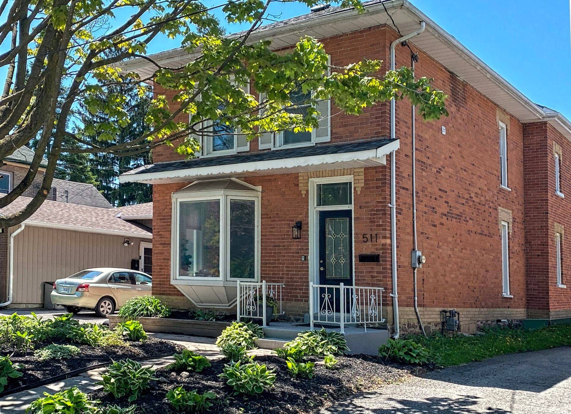 Peterborough Central, ON K9H 4T1,511 Cross ST