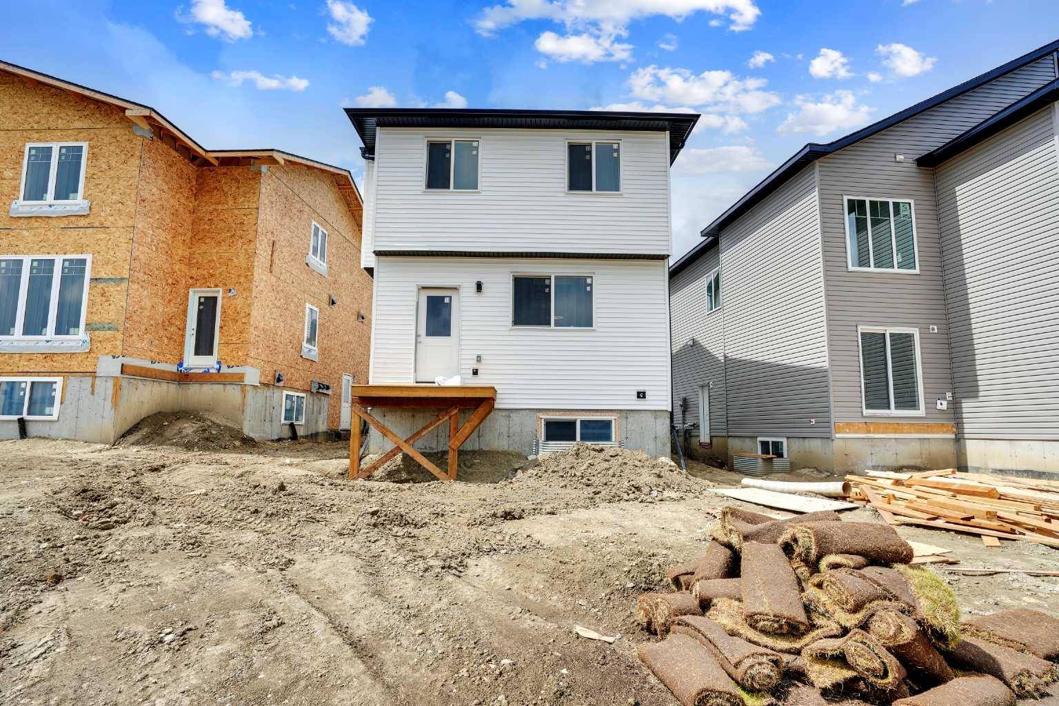 Crossfield, AB T0M 0S0,1981 McCaskill DR