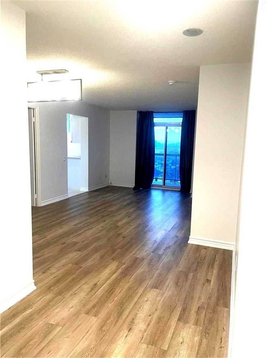 Toronto E04, ON M1P 5C7,8 Mondeo DR #707