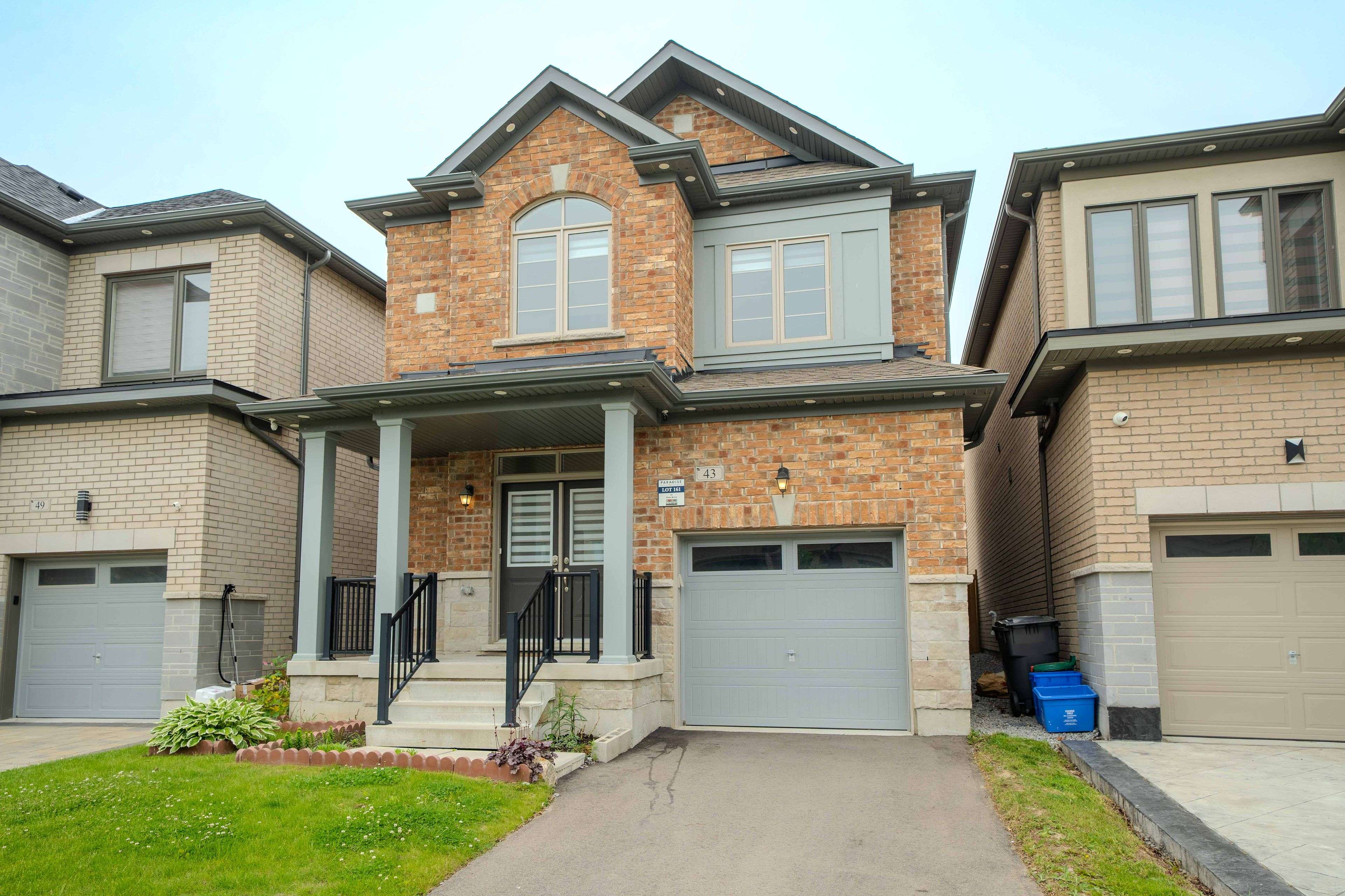 Whitby, ON L1P 0G9,43 Hahn ST